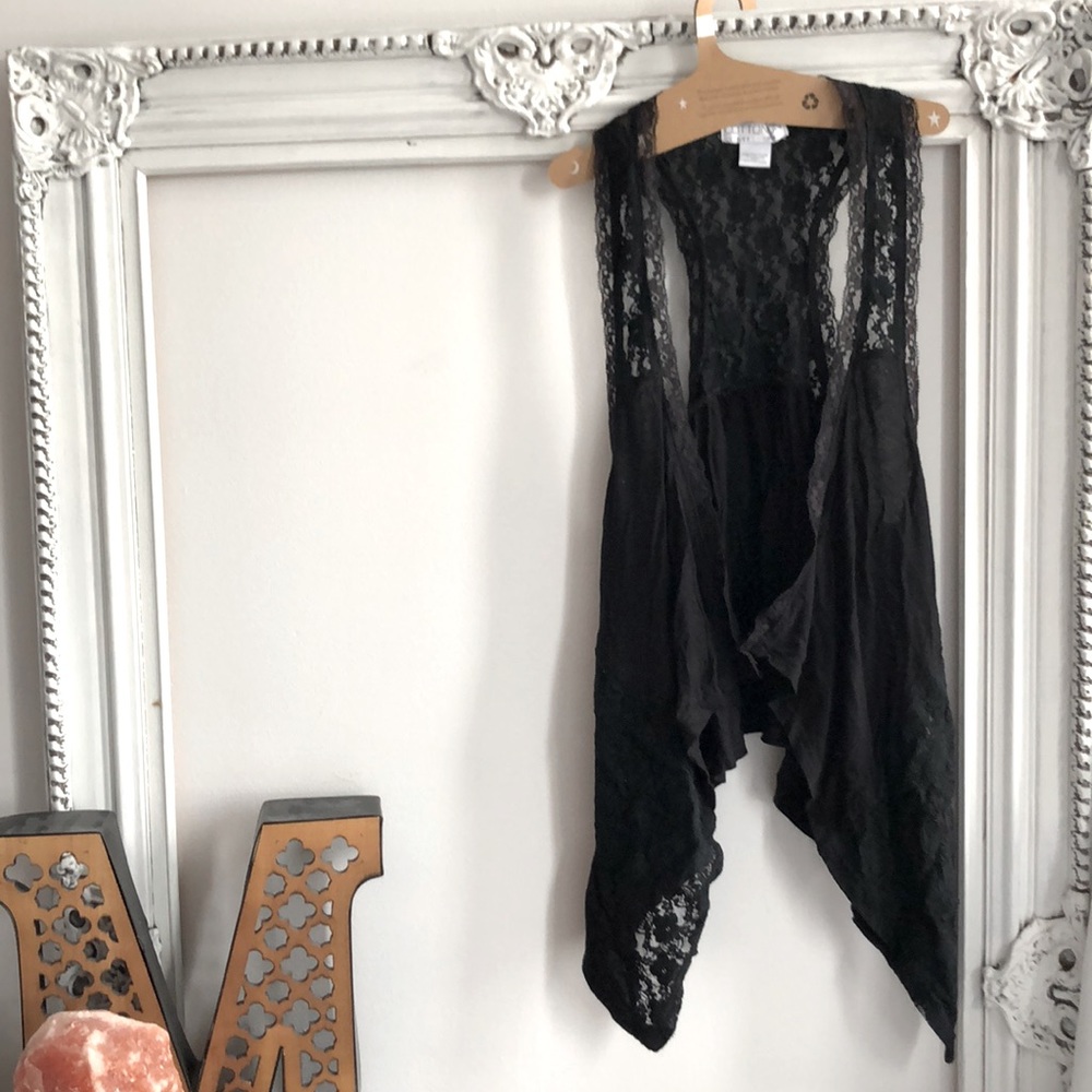 Simple black versatile vest.